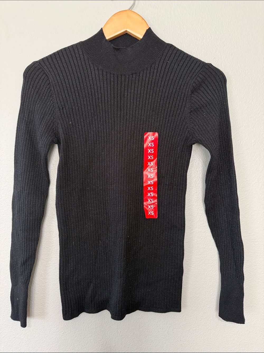 Draper James Lightweight Ribbed Black Sweater Women’s XS‎ Black Shimmer
